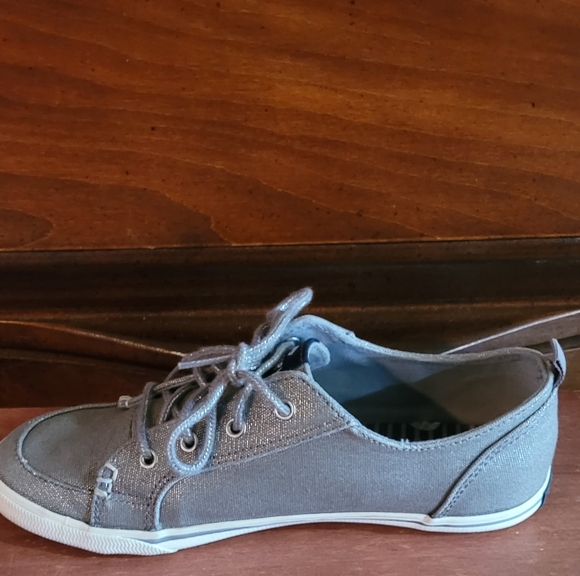Sperry Tie Shoes - Picture 5 of 11